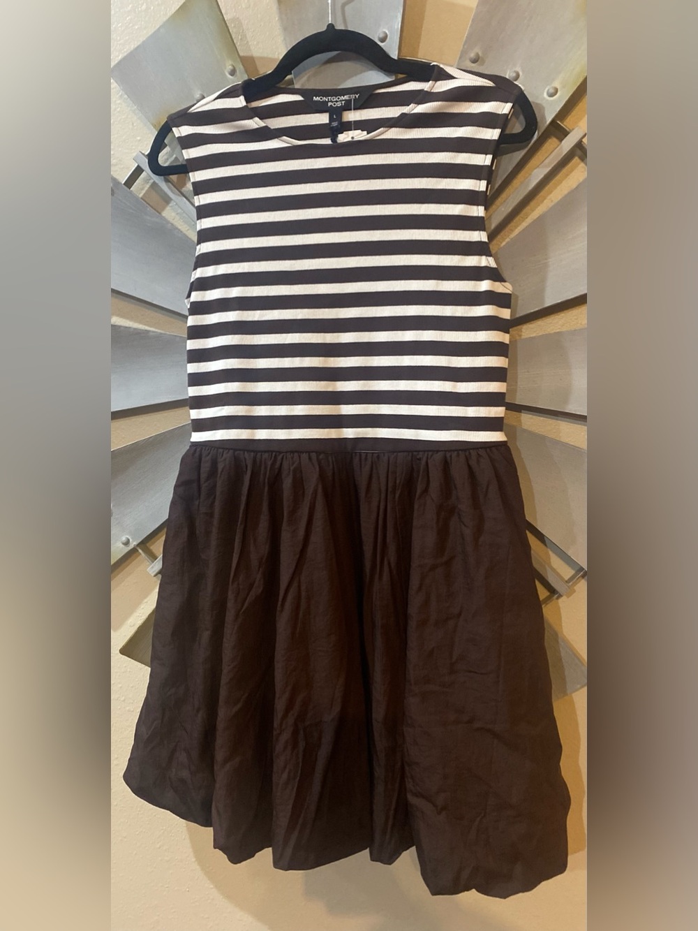 NWT Montgomery Post Brown & White Striped Sleeveless Dress Bubble hem
